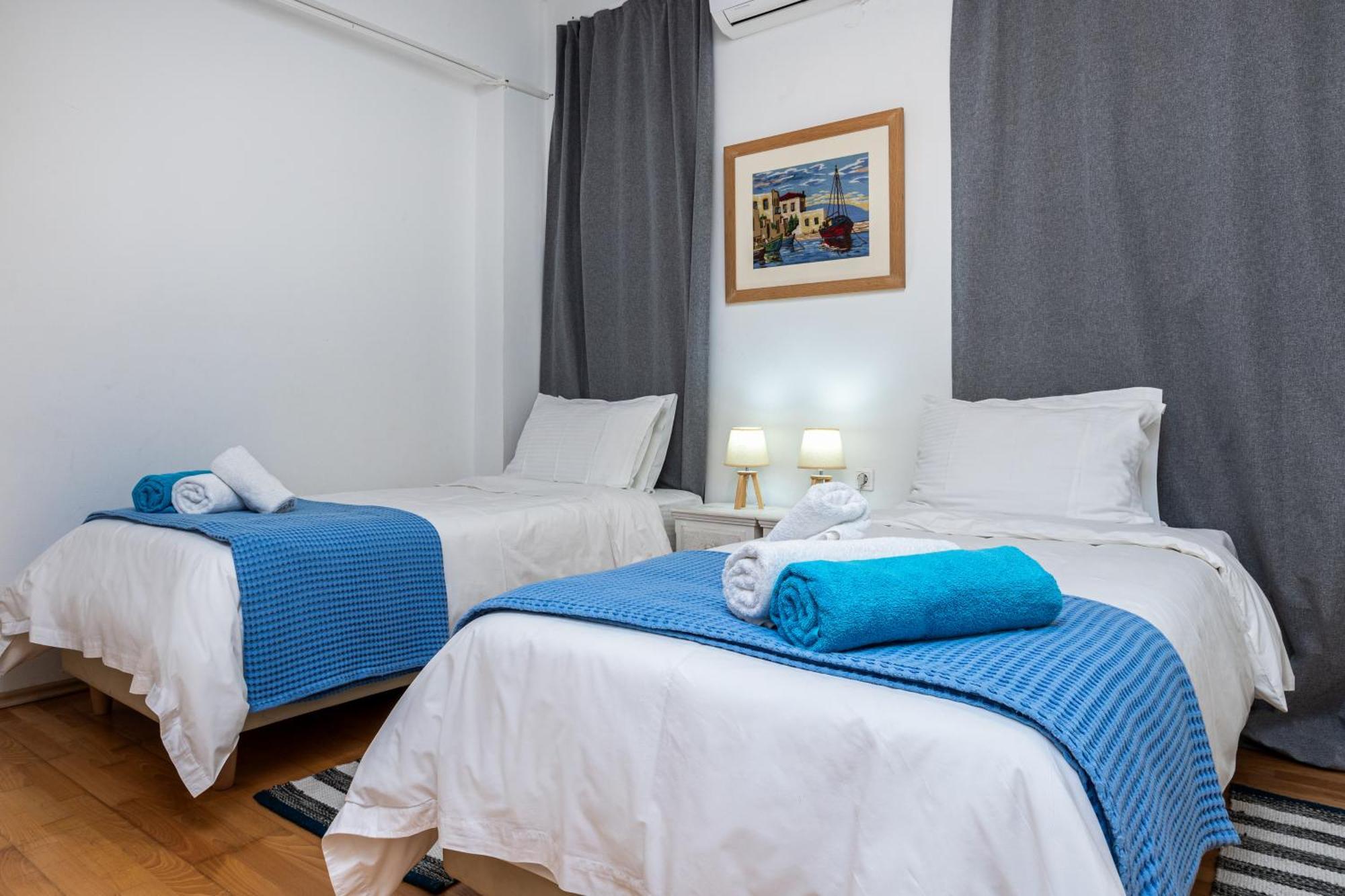 Dimitra Apartment With Private Pool And Sea View -The Ground Floor Of A Two Storey Building Daratsos Eksteriør billede