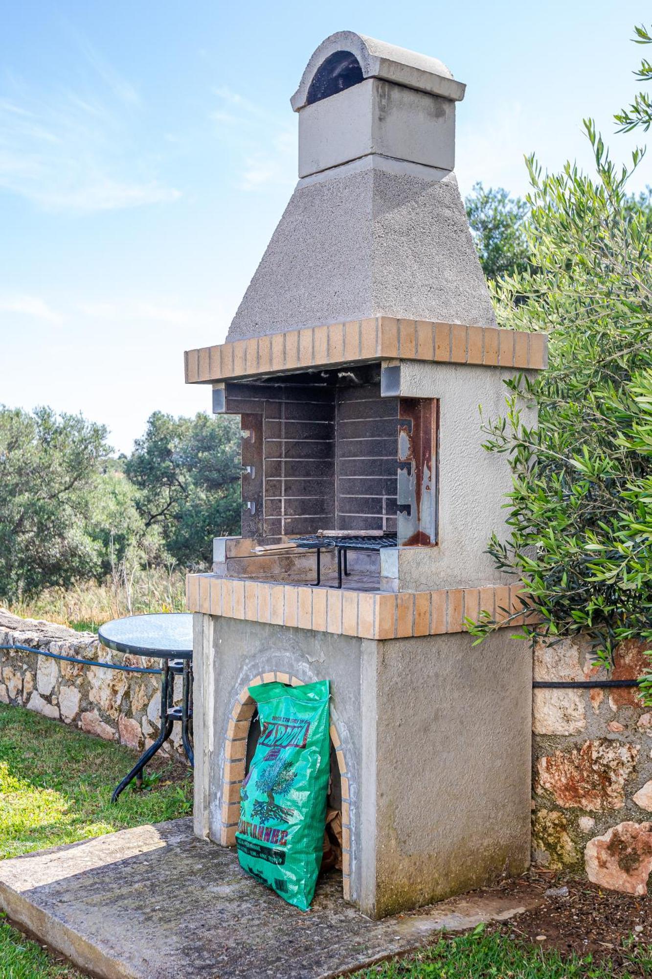 Dimitra Apartment With Private Pool And Sea View -The Ground Floor Of A Two Storey Building Daratsos Eksteriør billede